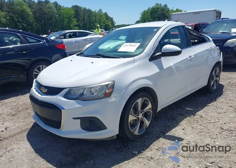 2017 Chevrolet Sonic Premier Auto из США, поврежденный, VIN 1G1JF5SB5H4101112